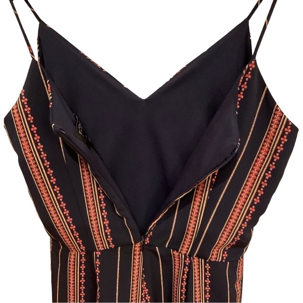 ENFOCUS JUMPSUIT SIZE 6 LIKE NEW - Picture 4 of 8